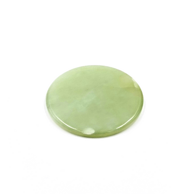 green jade stone used for eyelash extensions